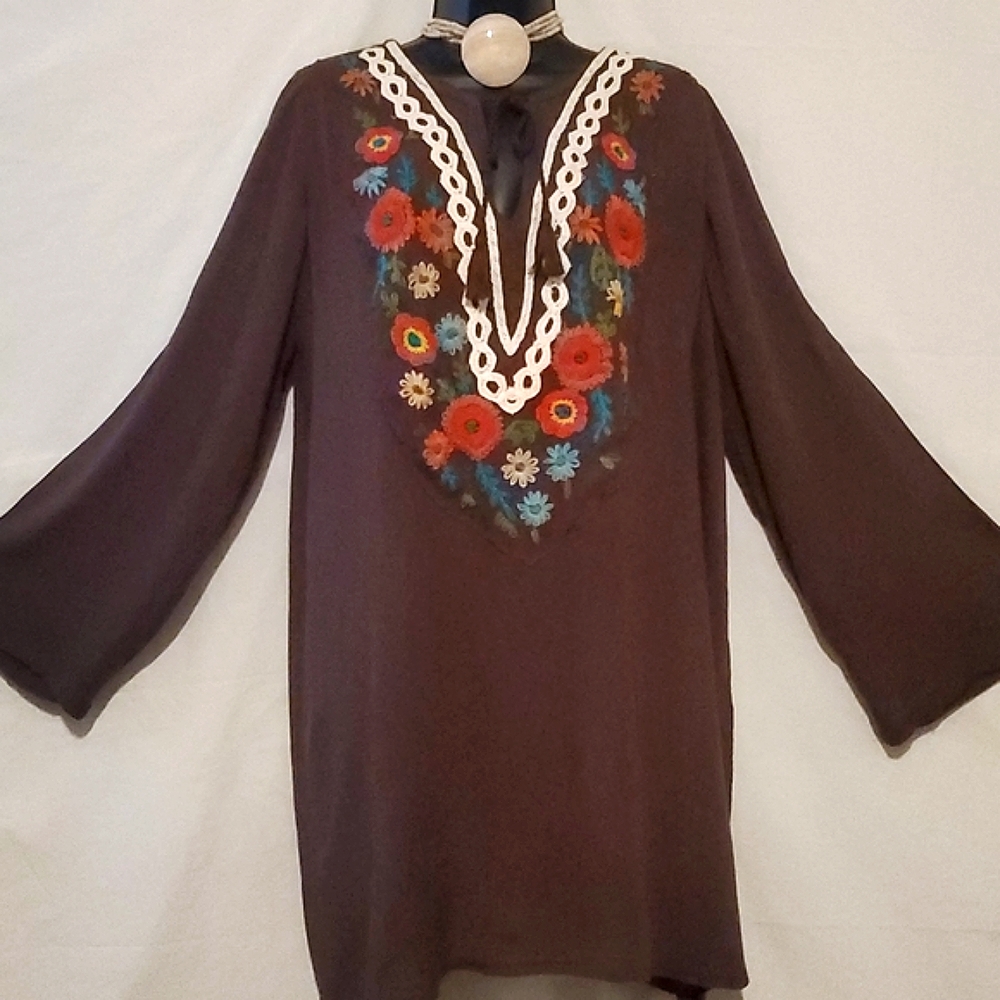 Ladies Judith March long sleeve Tunic
